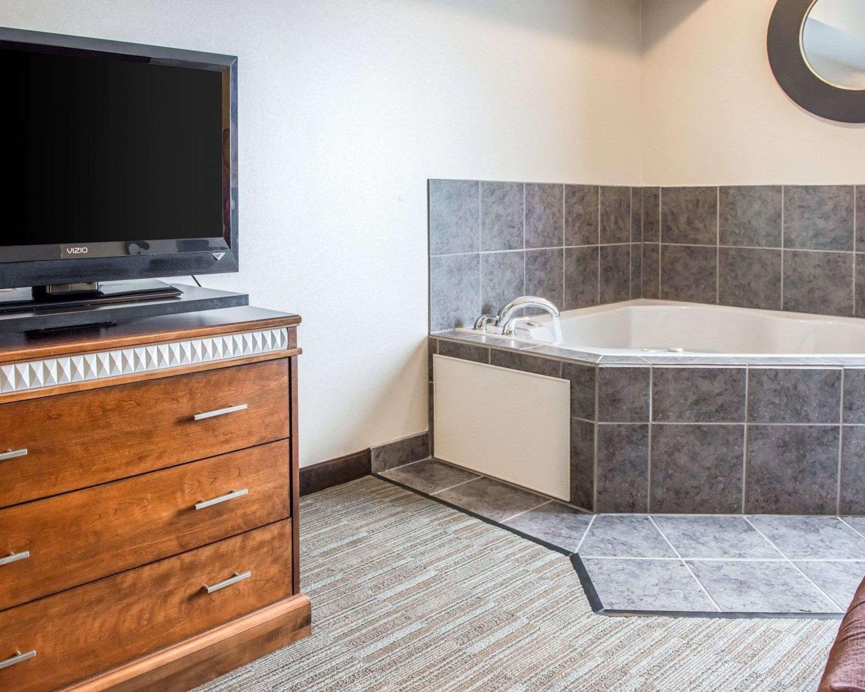 Hometowne Studios & Suites Washington Eksteriør billede
