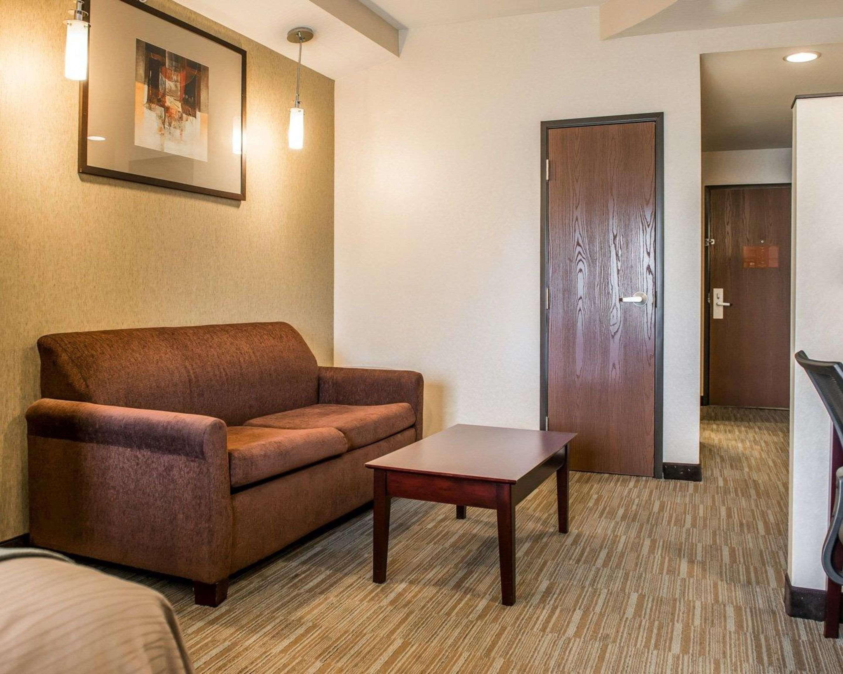 Hometowne Studios & Suites Washington Eksteriør billede