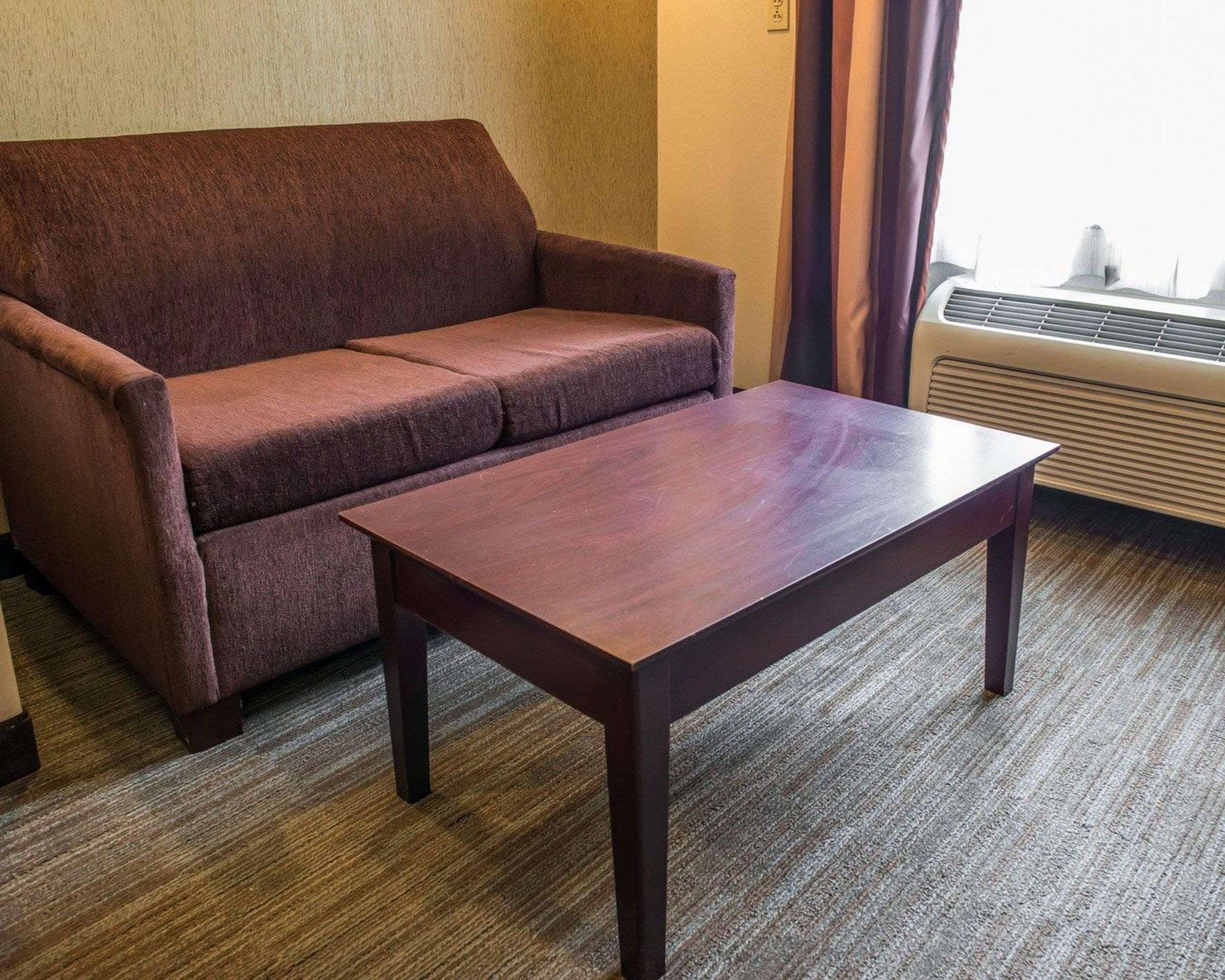Hometowne Studios & Suites Washington Eksteriør billede